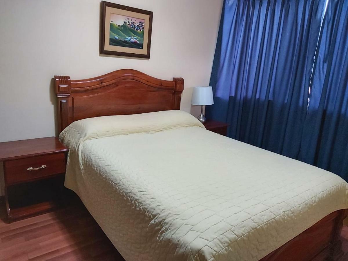 Hostal Tutamanda 2 Кито Экстерьер фото